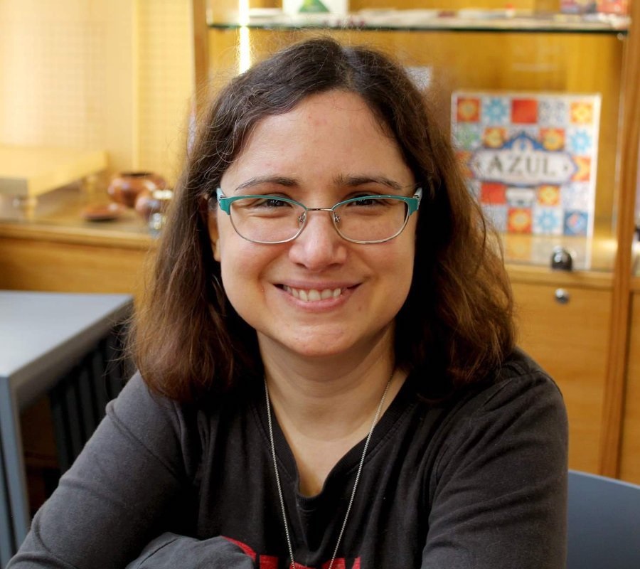 La autora Caryanna Reuven